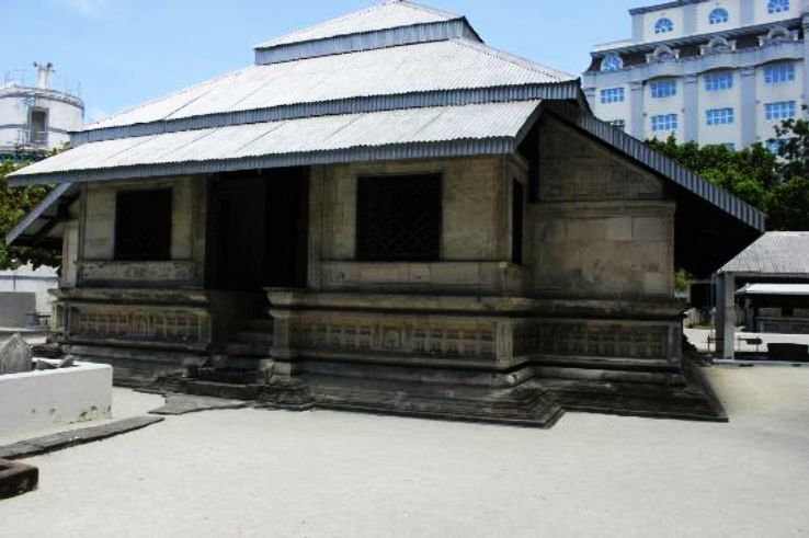 3. Hukuru Miskiiy Old Friday Mosque
